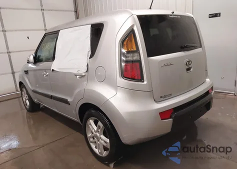 2011 Kia Soul + z USA, uszkodzony, nr VIN KNDJT2A28B7322158